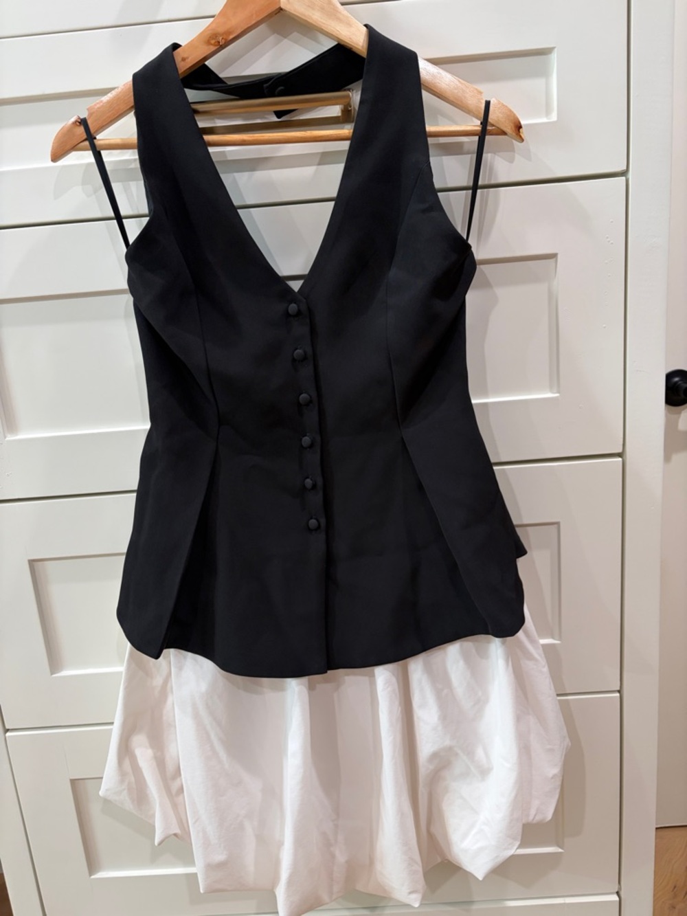 Black V-Neck Button-Front Camisole Top